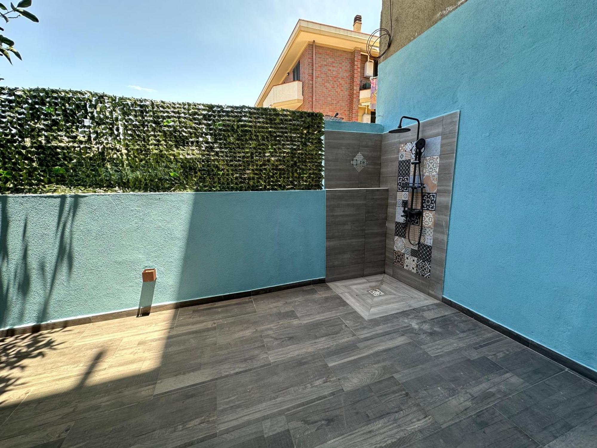 Nathouse Apartment Villafranca Tirrena Bagian luar foto