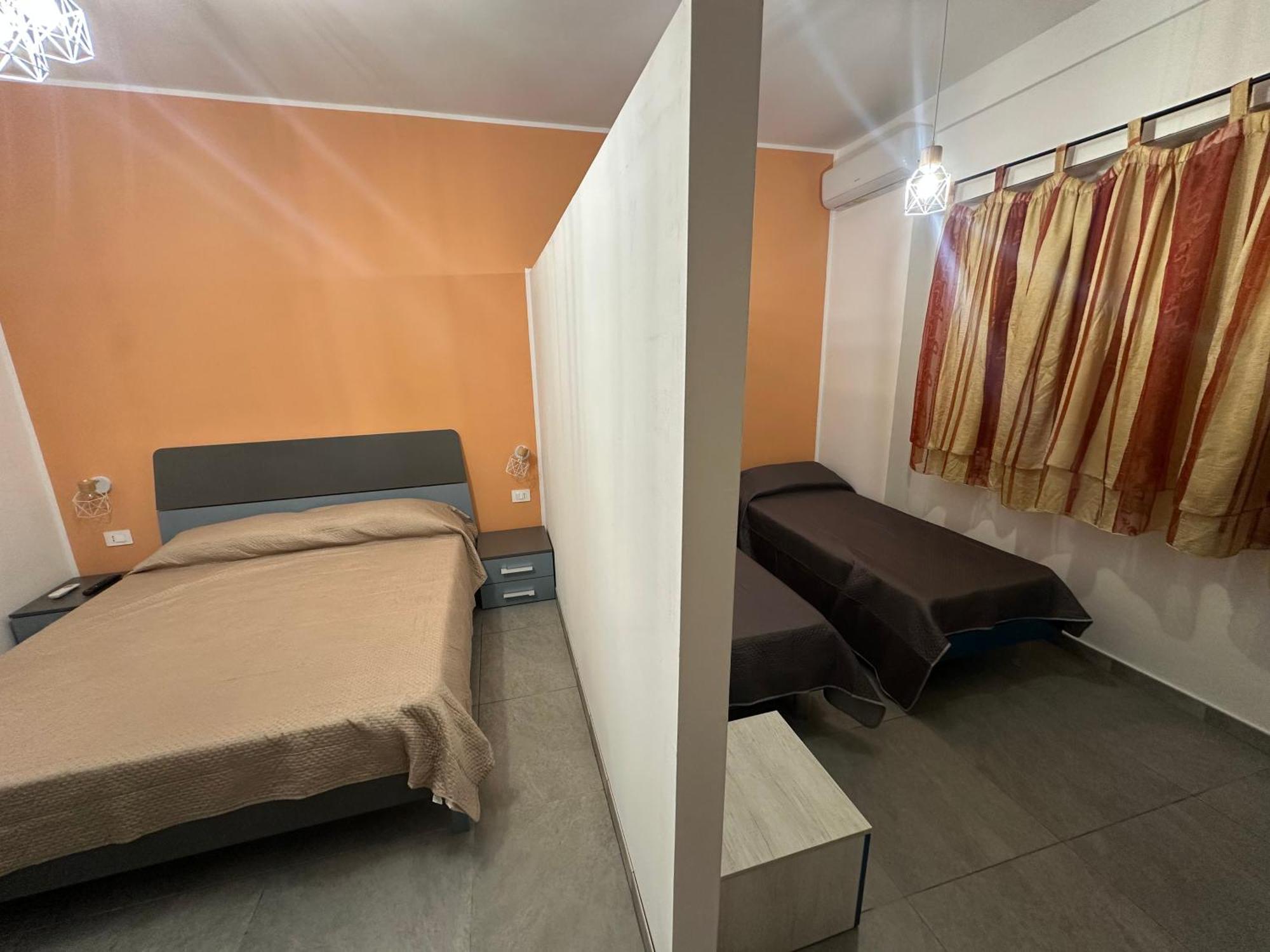 Nathouse Apartment Villafranca Tirrena Bagian luar foto
